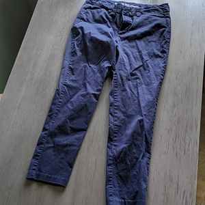 The Gap slim City khaki navy Crops